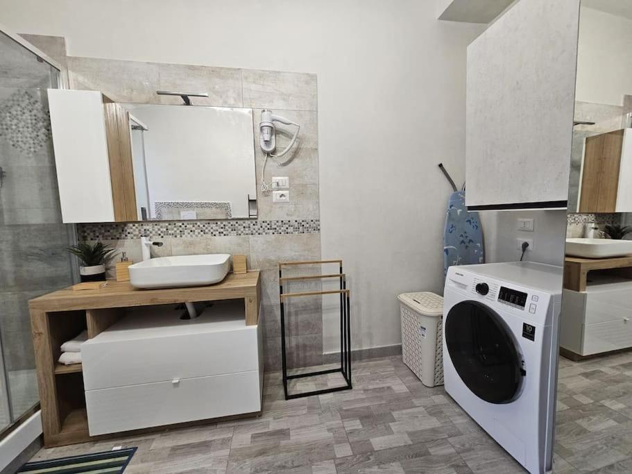Frascati Fountain 4 Bdr Deluxe Apt 30 Min To Rome Luaran gambar