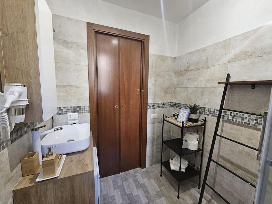 Frascati Fountain 4 Bdr Deluxe Apt 30 Min To Rome Luaran gambar